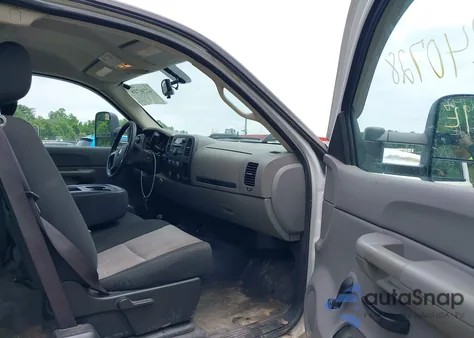 2009 Chevrolet Silverado 2500Hd Work Truck from USA, damaged, VIN 1GCHK49K09E164826